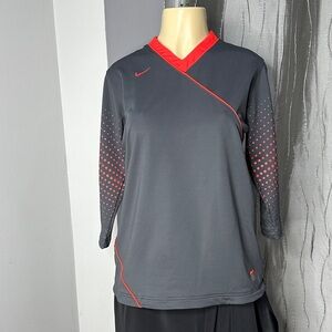 Nike Women’s Dri-Fit  Sz M Gray V-Neck 3/4 Sleeve Athletic T-Shirt